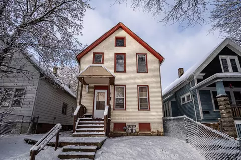 2815 N Buffum, Milwaukee, WI 53212