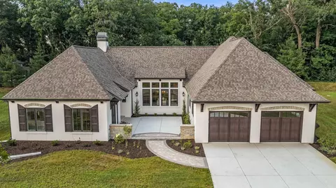 1628 Newbridge, Summit, WI 53066