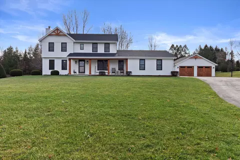 1345 Geiger, Jackson, WI 53012