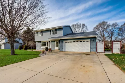 400 Foxmead, Waterford, WI 53185