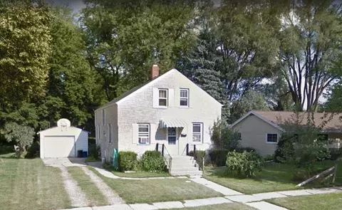 223 Vine, Delavan, WI 53115