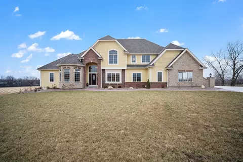 1853 Hunters, Trenton, WI 53090