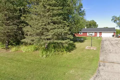 3422 Country Aire, Jackson, WI 53012