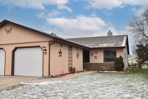 1511 W Plainfield, Milwaukee, WI 53221