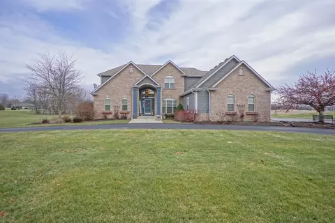 228 Crooked Stick, North Prairie, WI 53153