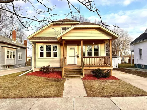 2027 Blake, Racine, WI 53404