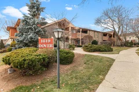 1619 Dover #3, Waukesha, WI 53186