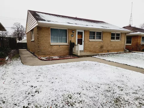 3243 E Lunham, Cudahy, WI 53110