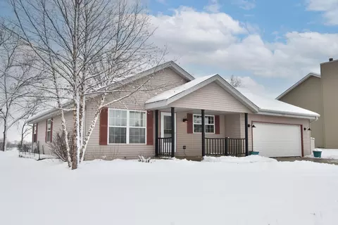 1509 Falcon, Hartford, WI 53027