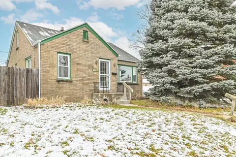 3301 S 9th, Milwaukee, WI 53215