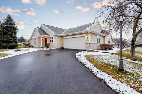n57w24207 N Sycamore #36-1, Sussex, WI 53089