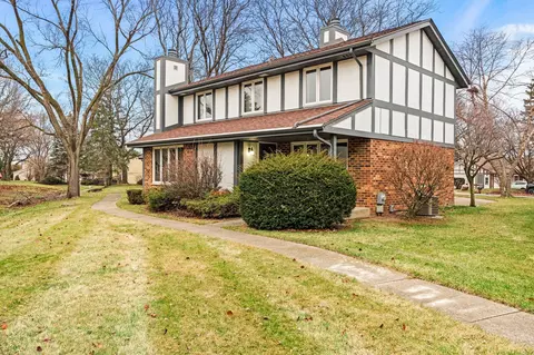 5269 Somerset, Greenfield, WI 53221
