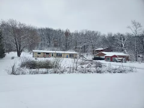4024 Oak Park, Deerfield, WI 53531