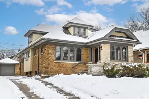 2469 N 62nd, Wauwatosa, WI 53213