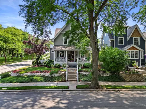 2962 S Superior, Milwaukee, WI 53207