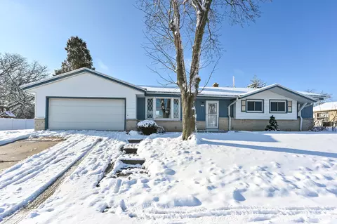2531 W Lindenwood, Oak Creek, WI 53154