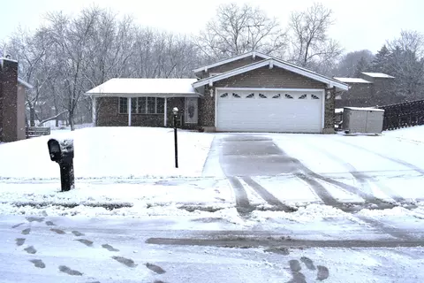 2810 Buckingham, Waukesha, WI 53188