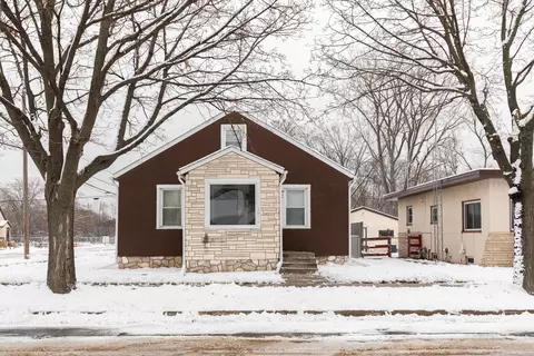 2040 Onalaska, La Crosse, WI 54603