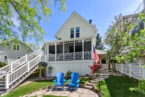 446 Walnut, Fontana, WI 53125