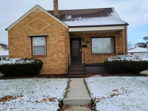 1626 Minnesota, South Milwaukee, WI 53172