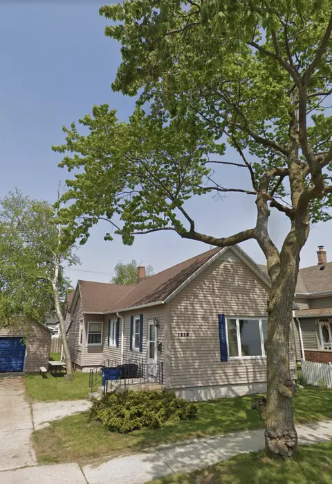 1518 Michigan, Racine, WI 53402
