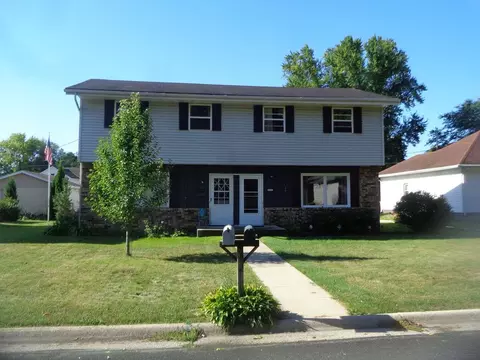 1009 Wilbur #1011, Watertown, WI 53098