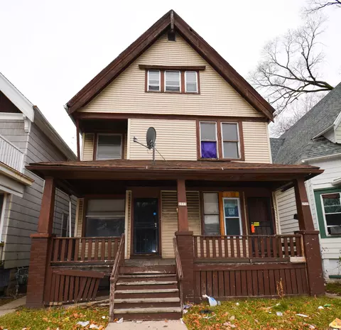 2555 N 27th #2557, Milwaukee, WI 53210