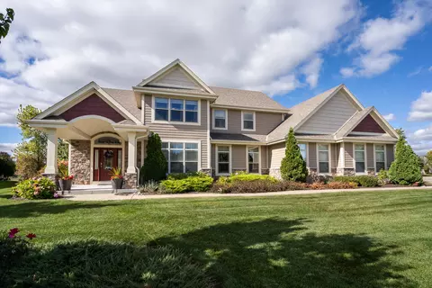 1878 River Lks, Oconomowoc, WI 53066