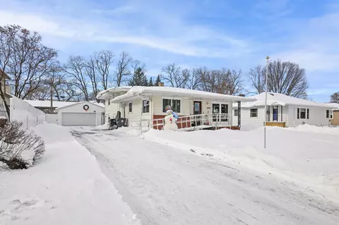 2028 Strong, La Crosse, WI 54601