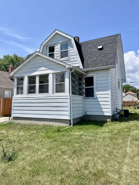 6804 34th, Kenosha, WI 53142