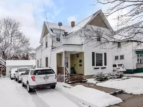 1113 New York, Manitowoc, WI 54220