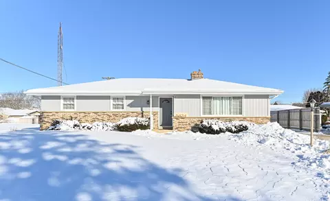 5634 Bradford, Racine, WI 53406