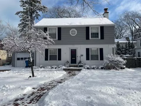 5260 N Idlewild, Whitefish Bay, WI 53217