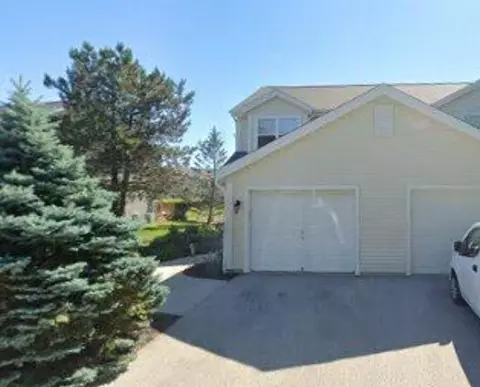 2149 E Broadway #B, Waukesha, WI 53186