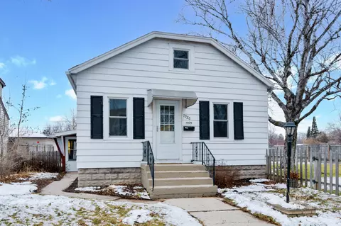 1926 S 16th, Sheboygan, WI 53081