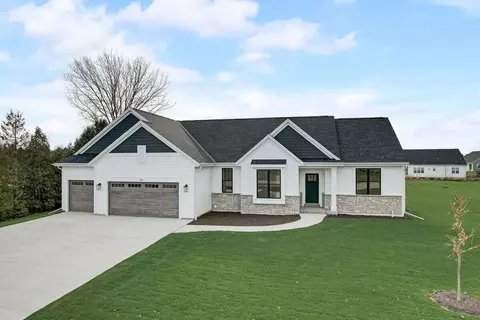 2181 Falls, Grafton, WI 53024