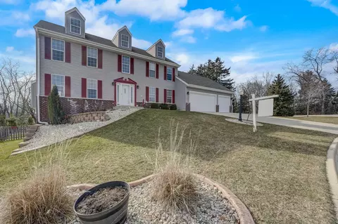 1401 Old Spruce, Burlington, WI 53105