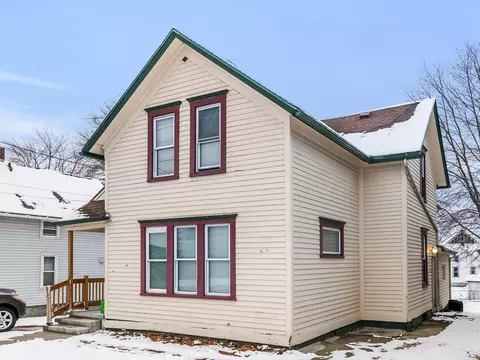 422 N 6th, Manitowoc, WI 54220