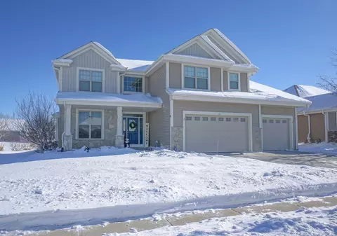 1461 Prairie Crk, Oconomowoc, WI 53066
