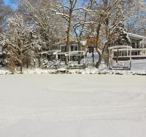 n7626 Pleasant Point Circle, La Grange, WI 53121