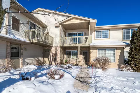 9930 74th #D, Kenosha, WI 53142