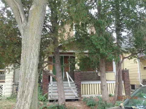3019 S 7th, Milwaukee, WI 53215