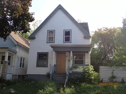 2444 N 29th, Milwaukee, WI 53210