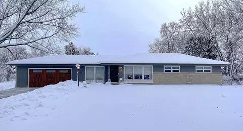 3645 Sunny Crst, Brookfield, WI 53005