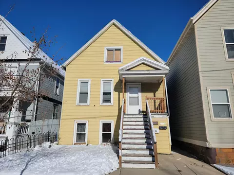 2404 W Burnham #2406, Milwaukee, WI 53204