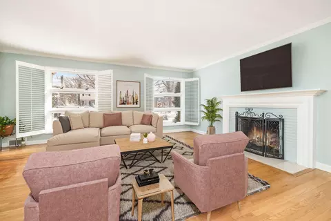 4323 N Wildwood, Shorewood, WI 53211