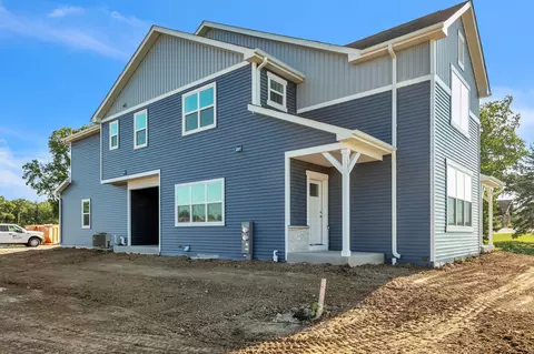 1083 58th #61, Union Grove, WI 53182