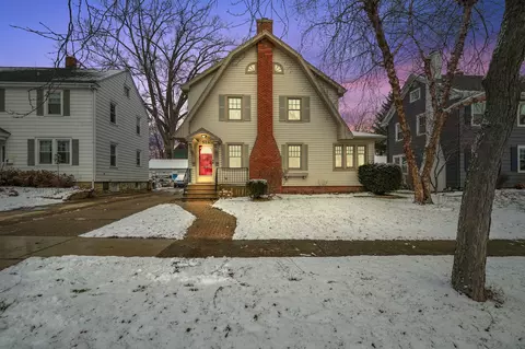 524 70th, Kenosha, WI 53143