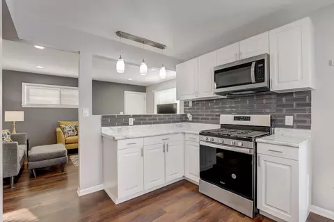 5843 N 67th, Milwaukee, WI 53218