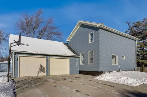 5268 80th, Kenosha, WI 53142